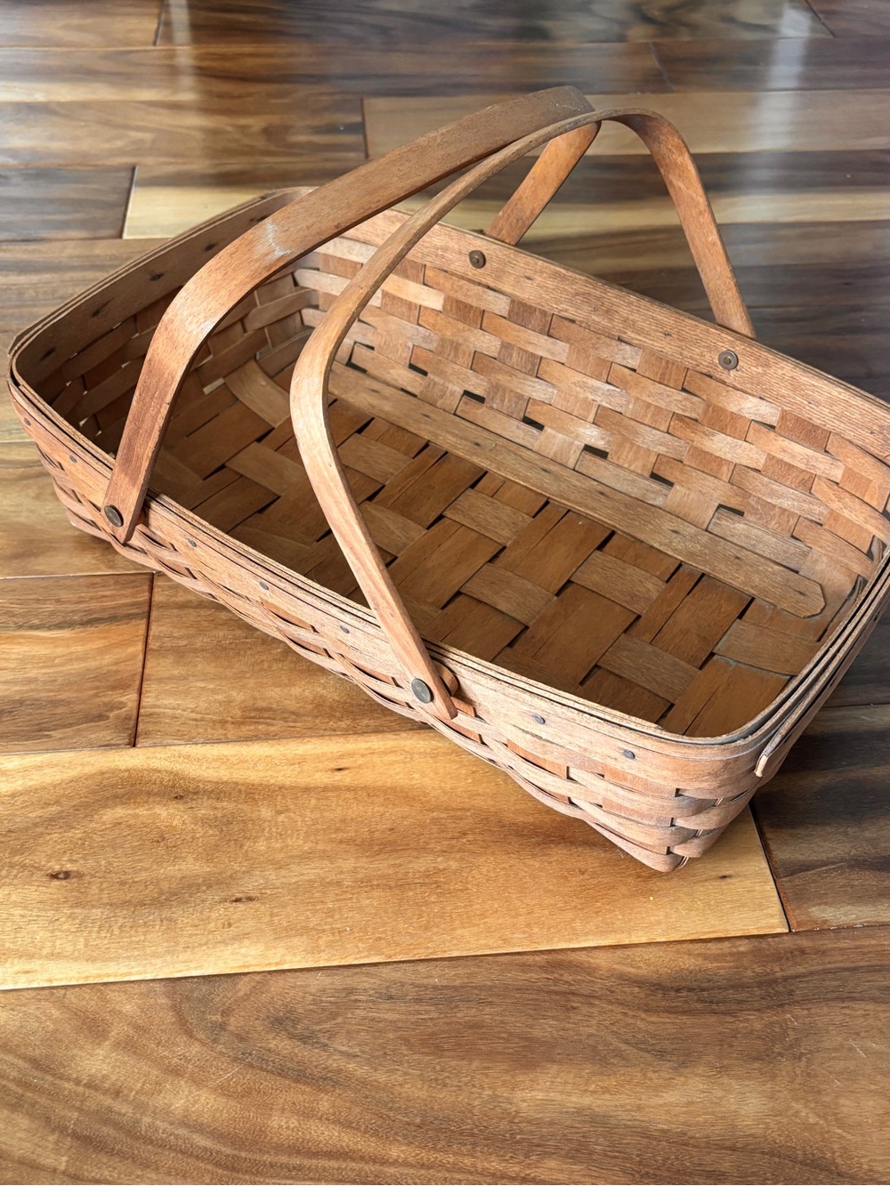 Vintage Longaberger Medium Gathering Basket